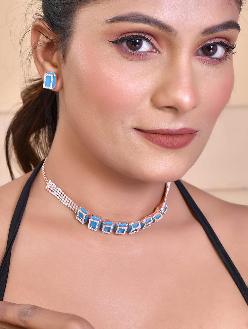 women studded necklace and earrings set - 21048001 - Standard Image - 5