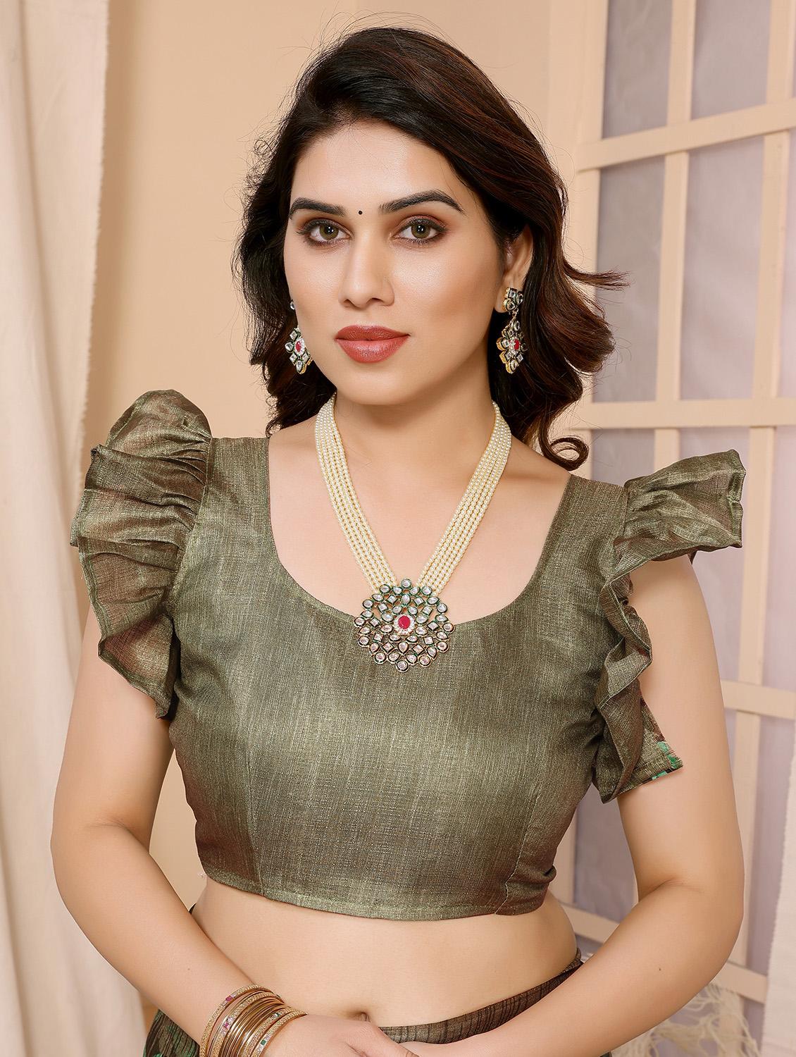 women green floral printed saree - 21093529 - Standard Image - 3