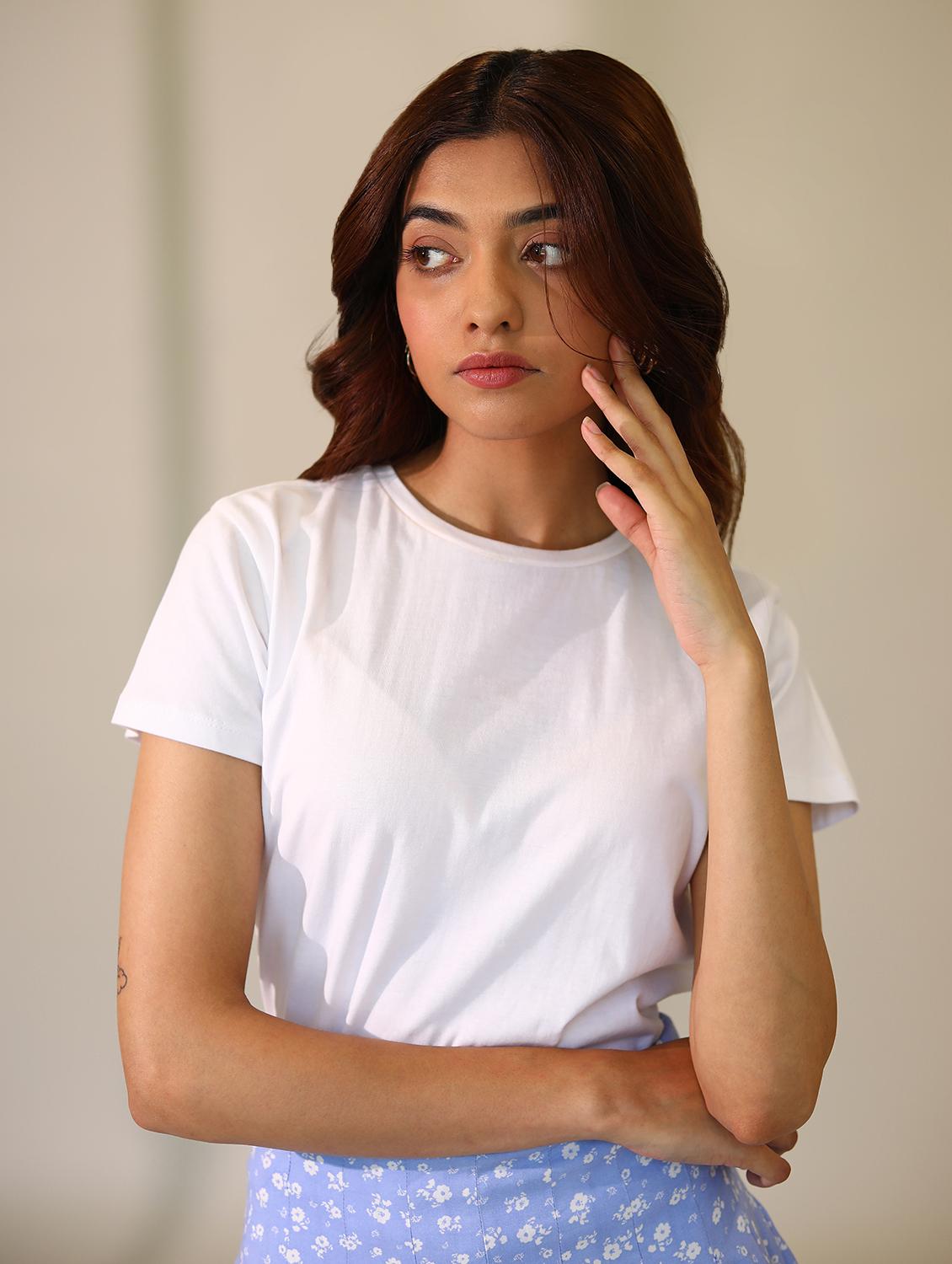 women solid short sleeves t-shirt - 21164615 - Standard Image - 4