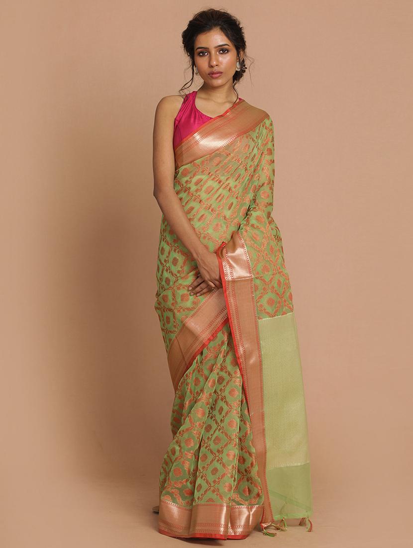 women self design bordered saree - 21185552 - Standard Image - 3