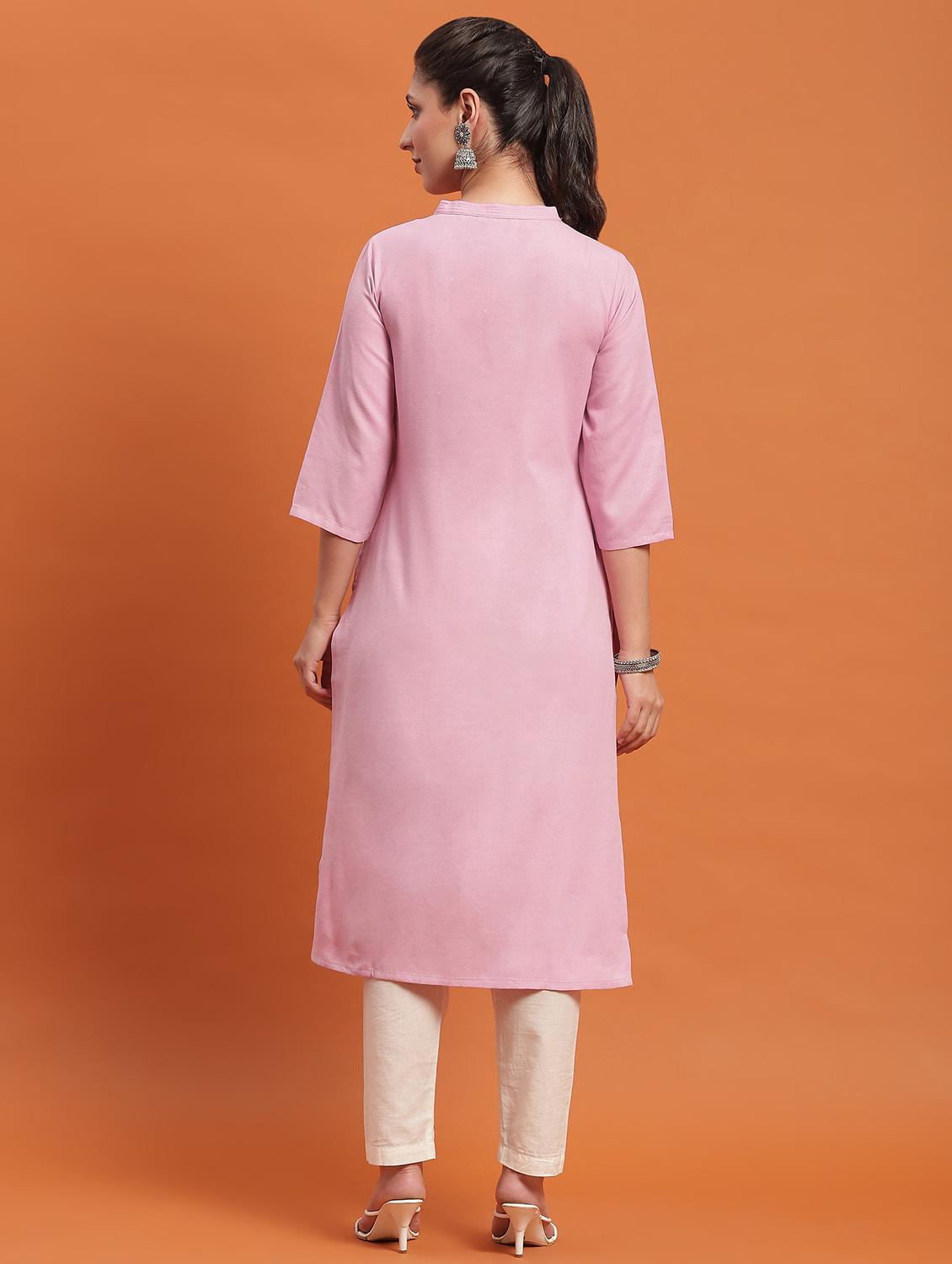 women three quarter sleeve straight kurta - 21221779 - Zoom Image - 4