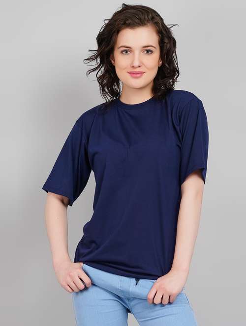 women round neck solid regular t-shirt - 21245297 - Very Small Image - 1