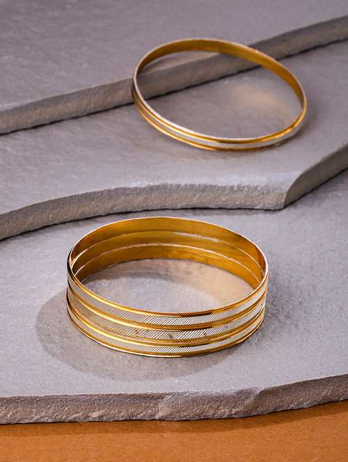 gold alloy bangle set of 4 - 21279185 - Very Small Image - 1