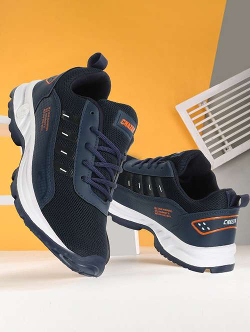 men lace up sports shoes - 21279737 - Very Small Image - 1
