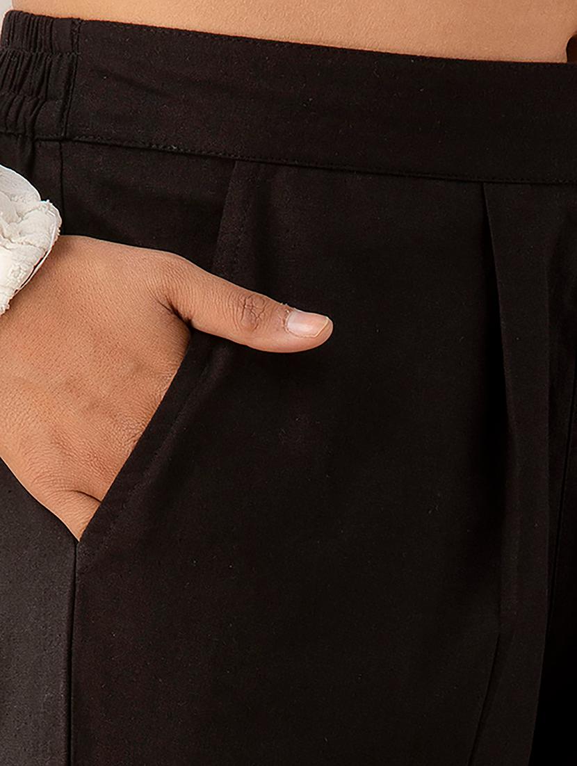 women mid-rise solid cigarette pant - 21497013 - Zoom Image - 4