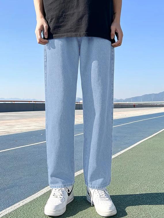 men low-rise relaxed fit plain jeans - 21589575 - Zoom Image - 2
