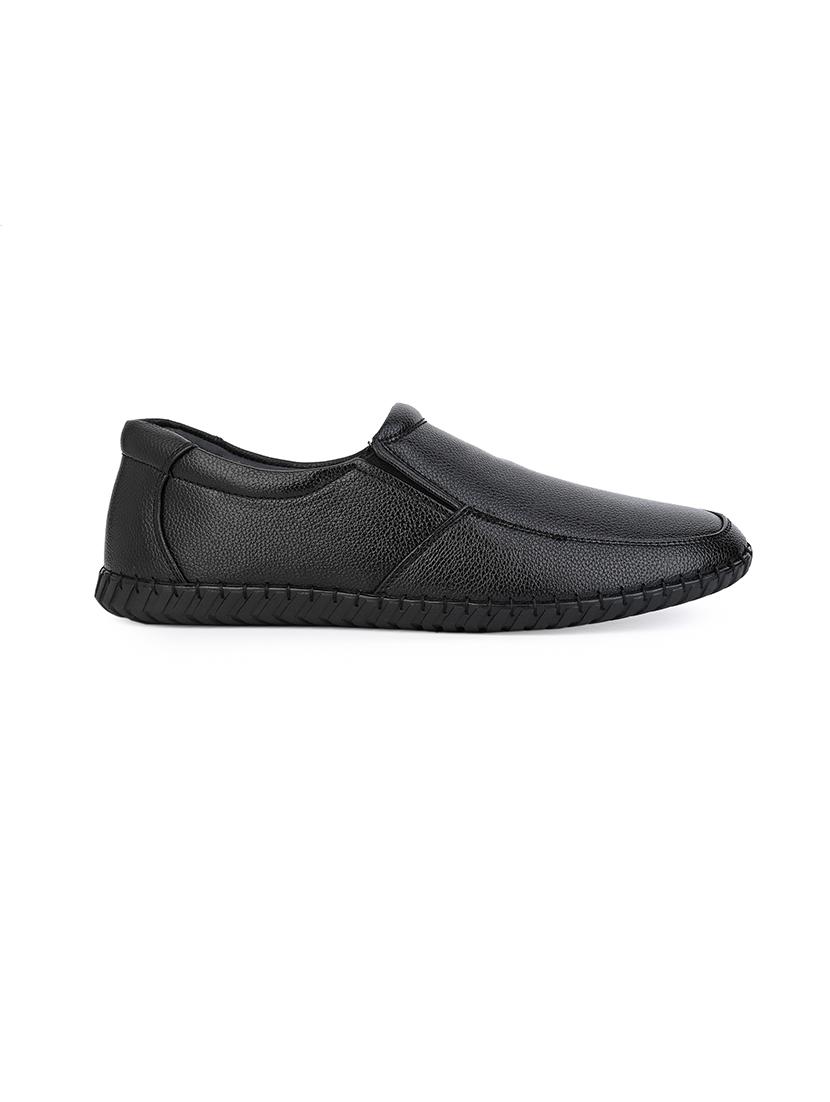men black solid slip on - 21597480 - Zoom Image - 2