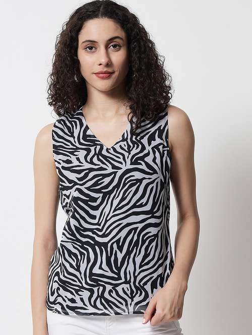 women printed sleeveless v neck top - 21599817 - Very Small Image - 1