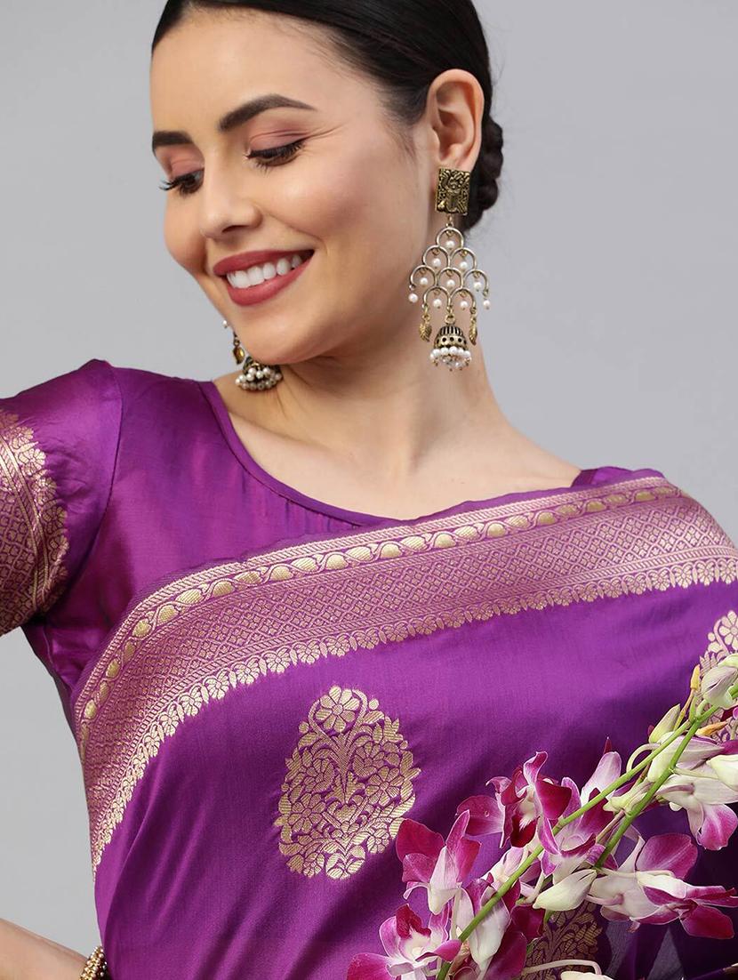 women self design banarasi saree with blouse - 21635337 - Zoom Image - 4