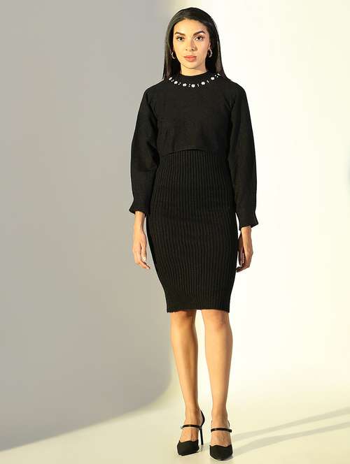 women solid winter wear dress with pullover - 21682039 - Very Small Image - 1