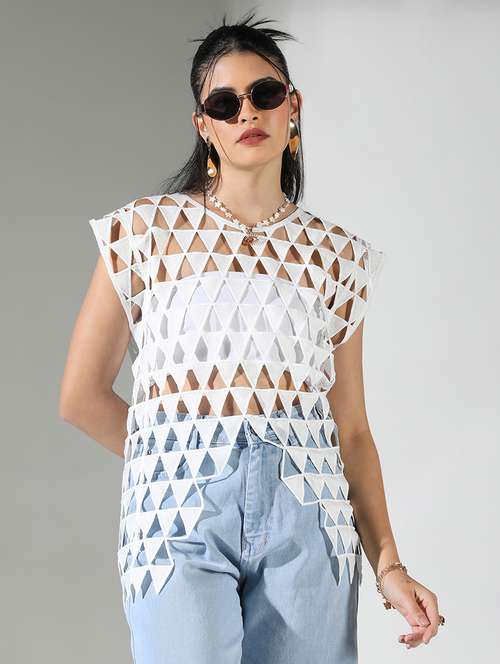 women white solid sleeveless cutwork top - 21682257 - Very Small Image - 1