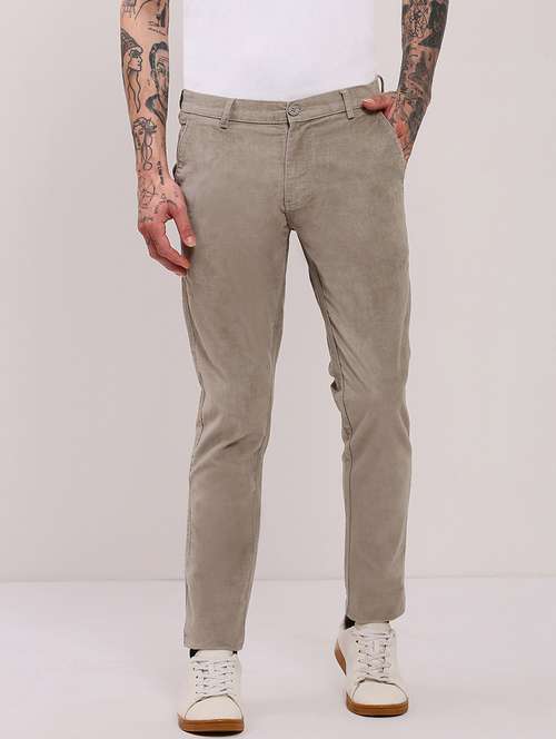 men low rise solid chinos - 21682450 - Very Small Image - 1