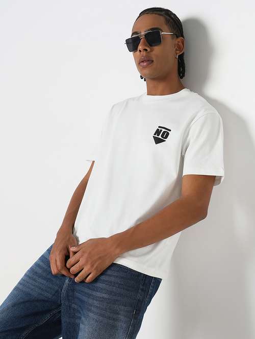 men placement print round neck regular fit t-shirt - 21843316 - Very Small Image - 1