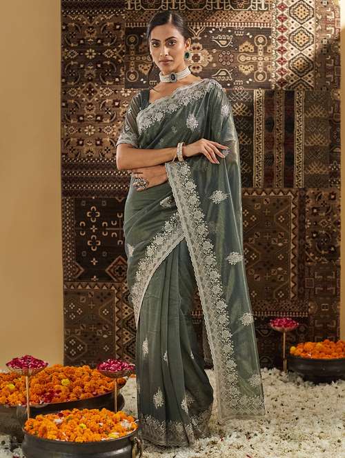 women solid with work embroidered saree with blouse - 21939163 - Very Small Image - 1