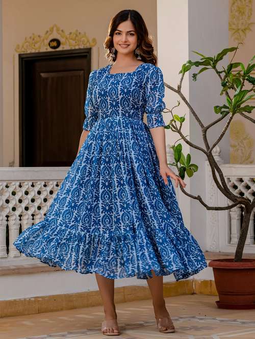 women blue printed square neck tiered dress - 21949587 - Very Small Image - 1