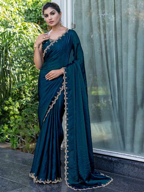 women solid with embellished bordered saree with blouse - 21962572 - Very Small Image - 1