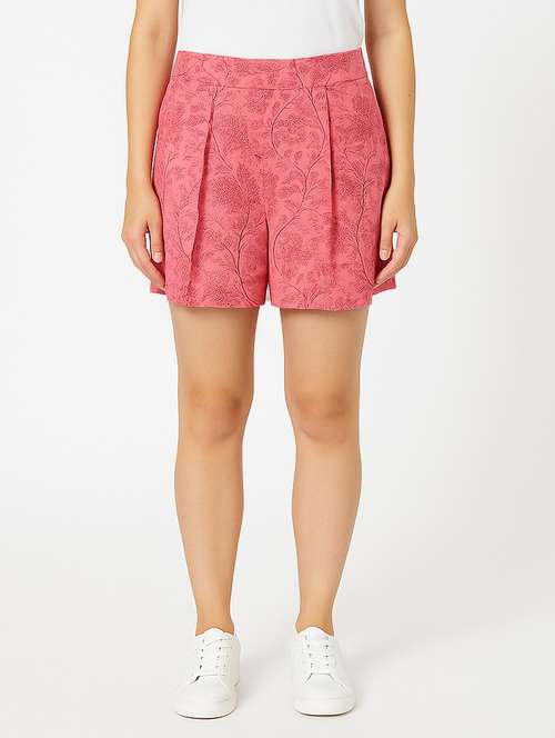 pink cotton regular shorts - 21972350 - Very Small Image - 1