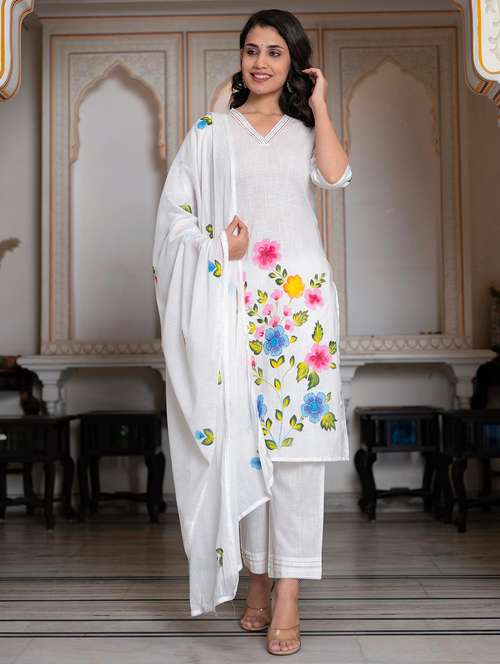 women three quarter sleeve kurta pant with dupatta set - 22014574 - Very Small Image - 1