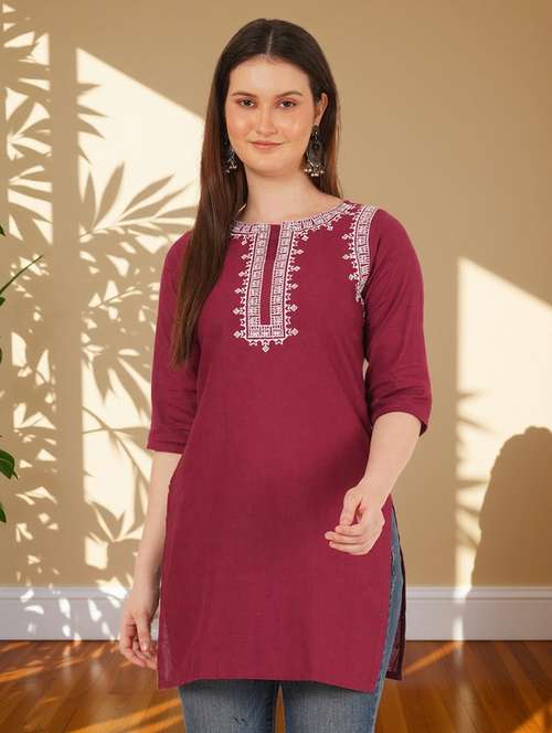 women embroidered three quarter sleeve straight kurti - 22084040 - Very Small Image - 1