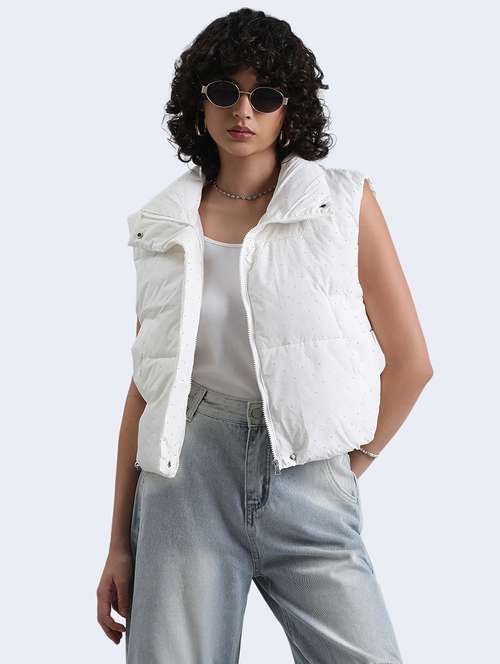 women white solid sleeveless quilted jacket - 22086219 - Very Small Image - 1