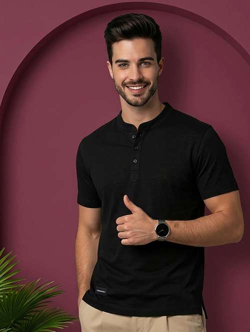 Men Solid Short Sleeve Regular Fit T-shirt - 22500036 - Very Small Image - 1